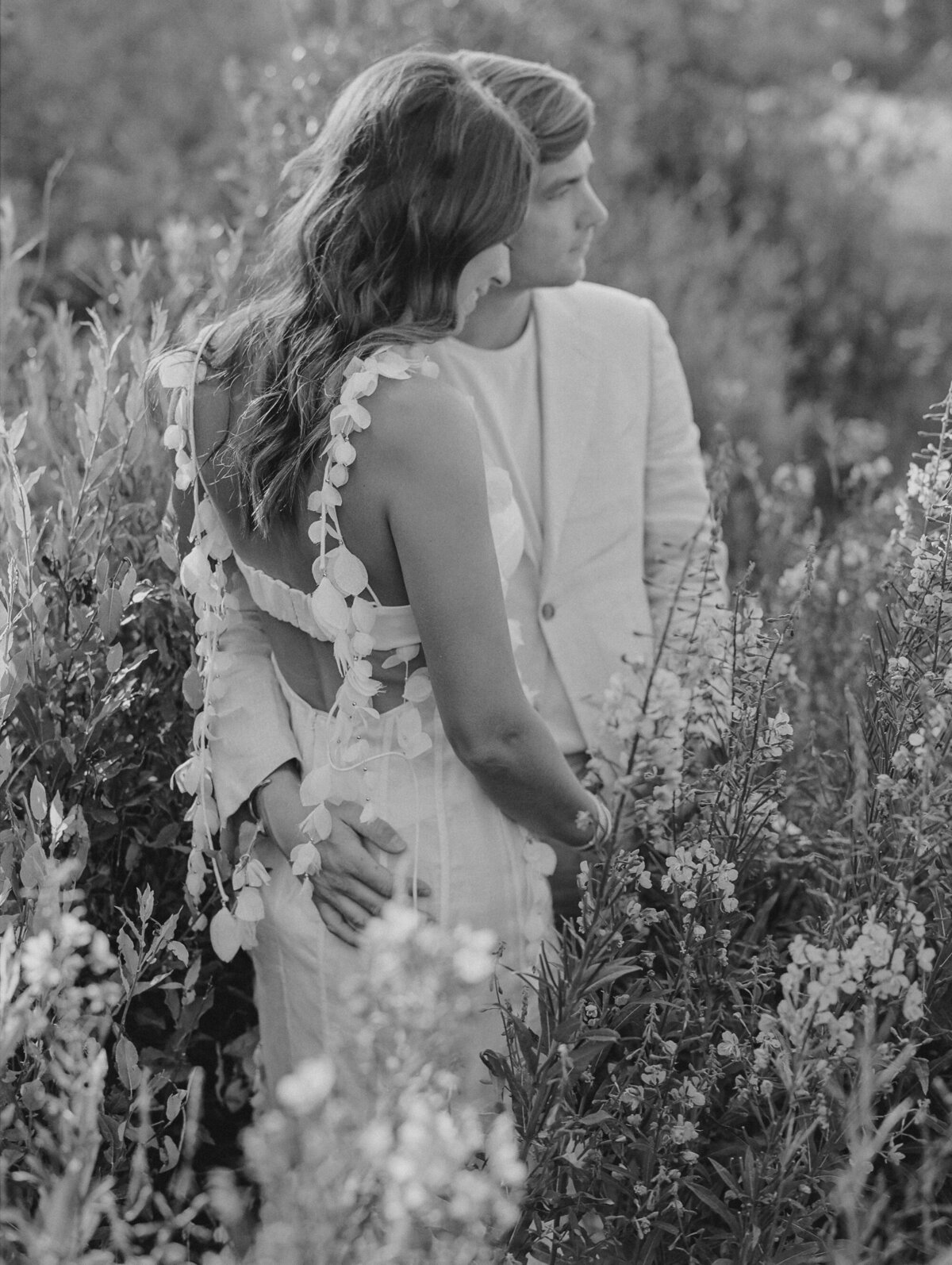 07 Wildflower Mountain Engagement Photography