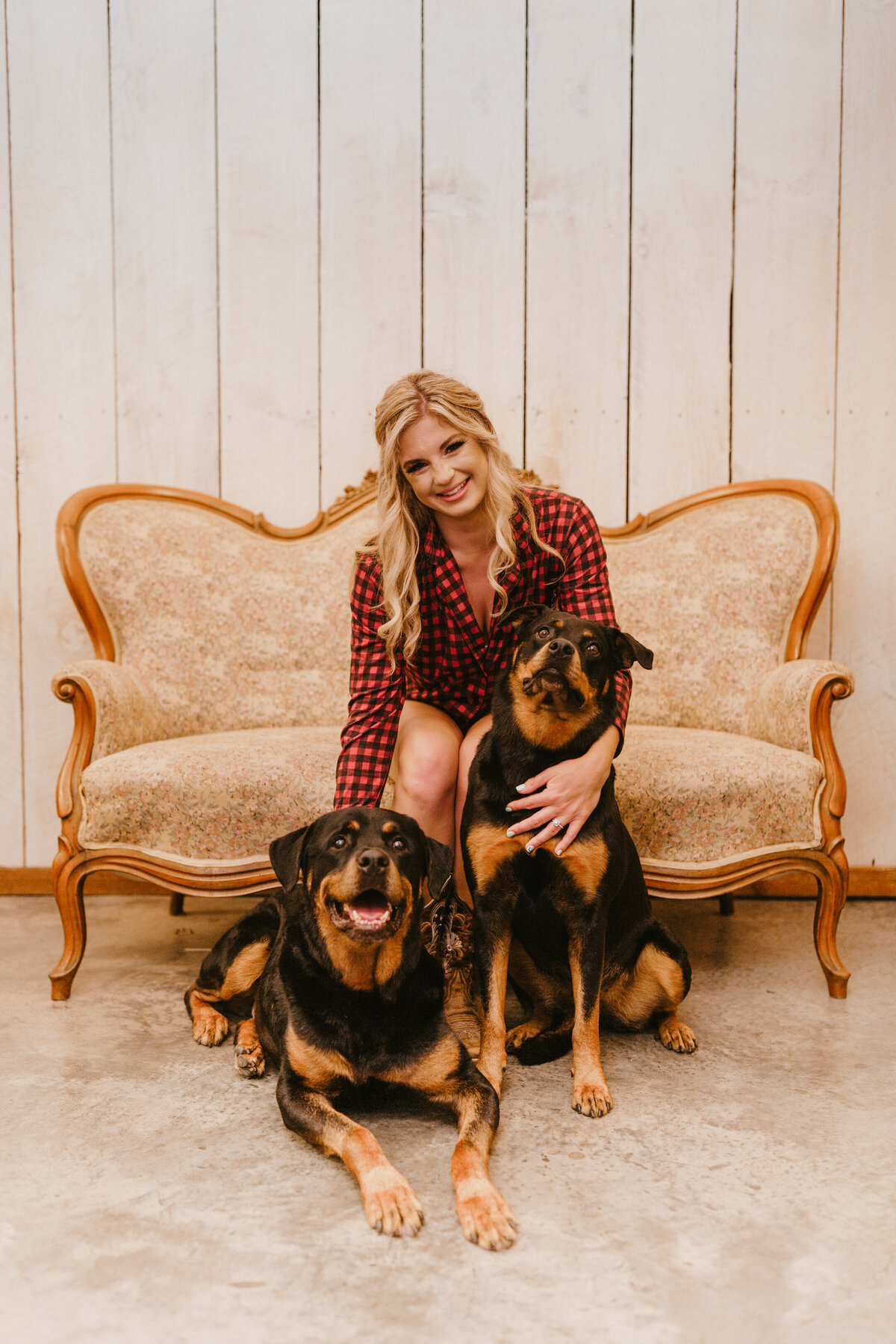colorado-wedding-photographer-in-soddy-daisy-tennessee-at-mountain-heights-venue-near-nashville-horse-dog-lake-barn-53