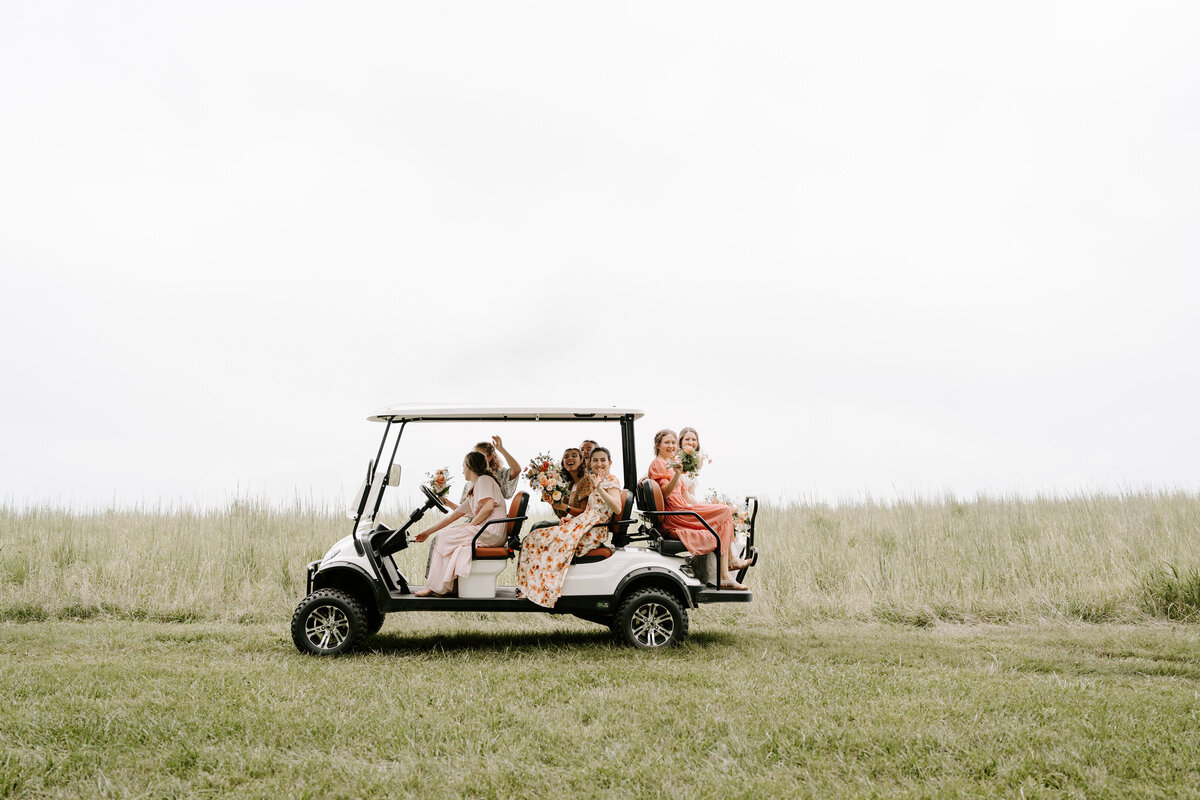 kraber-the-gathering-grounds-iowa-wedding-66