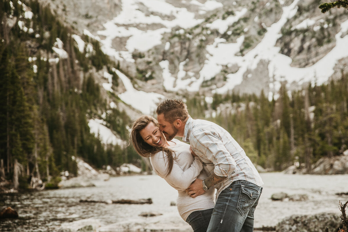 Rocky Mountain National Park Couple's Adventure Session 014