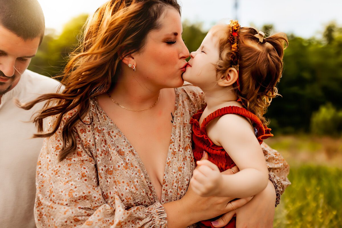 Affordable family session at Chisenhall Fields | Burleson, Texas Family Photographer