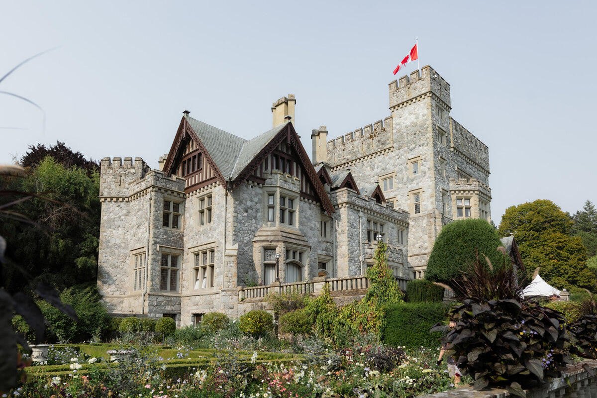 MeghanHemstra-Romantic-Hatley-Castle-Wedding-49