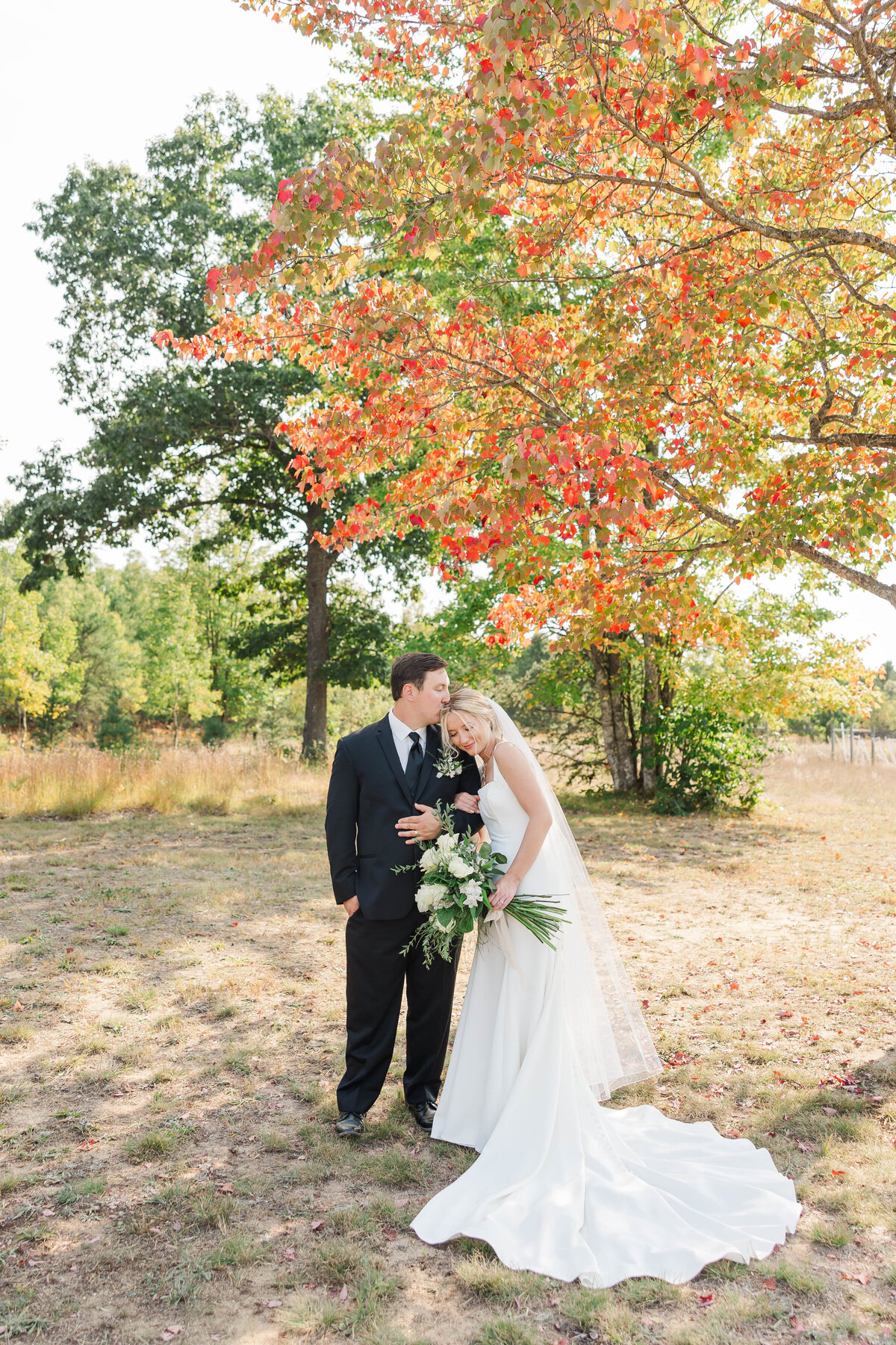 Leah Rohde Photography Traverse City Wedding Photographer Northern Michigan Engagement Weddings Lifestyle Photographer Photography Educator Photography Education60