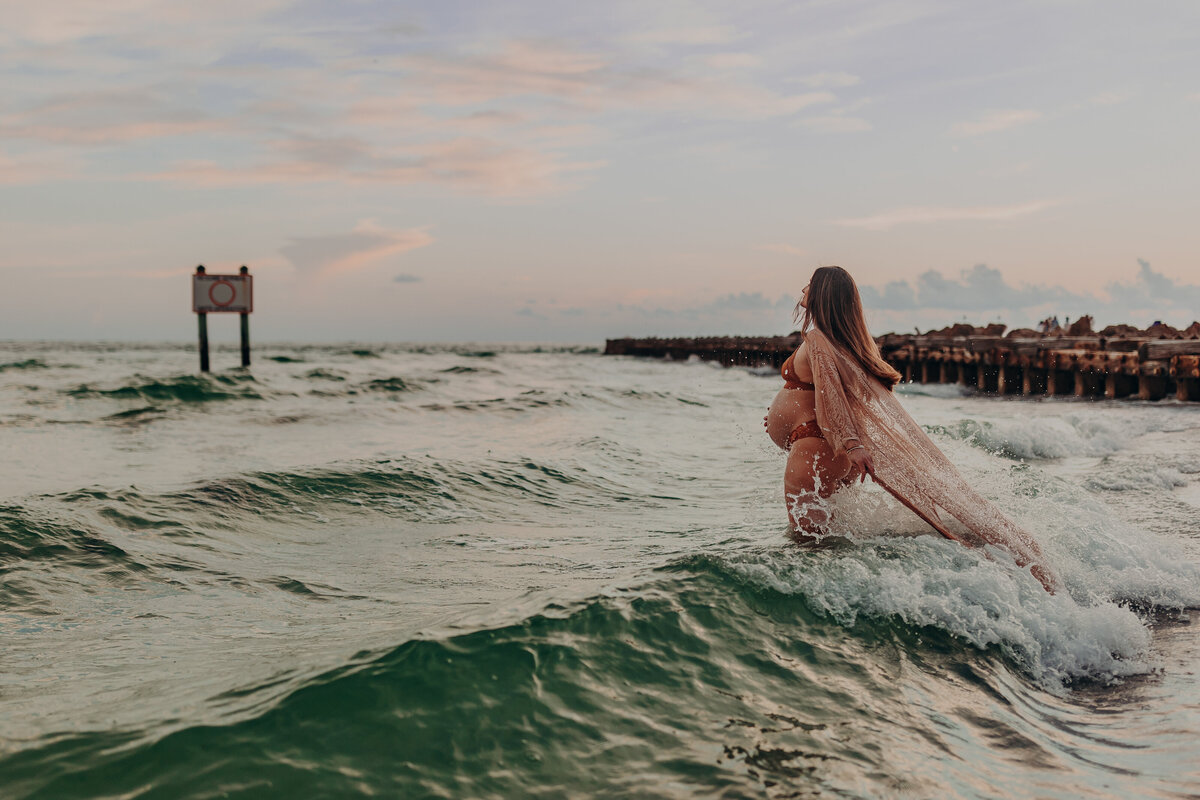 Sarasota Bradenton Maternity Photos | Beach Maternity Session | Siesta Key Maternity Session