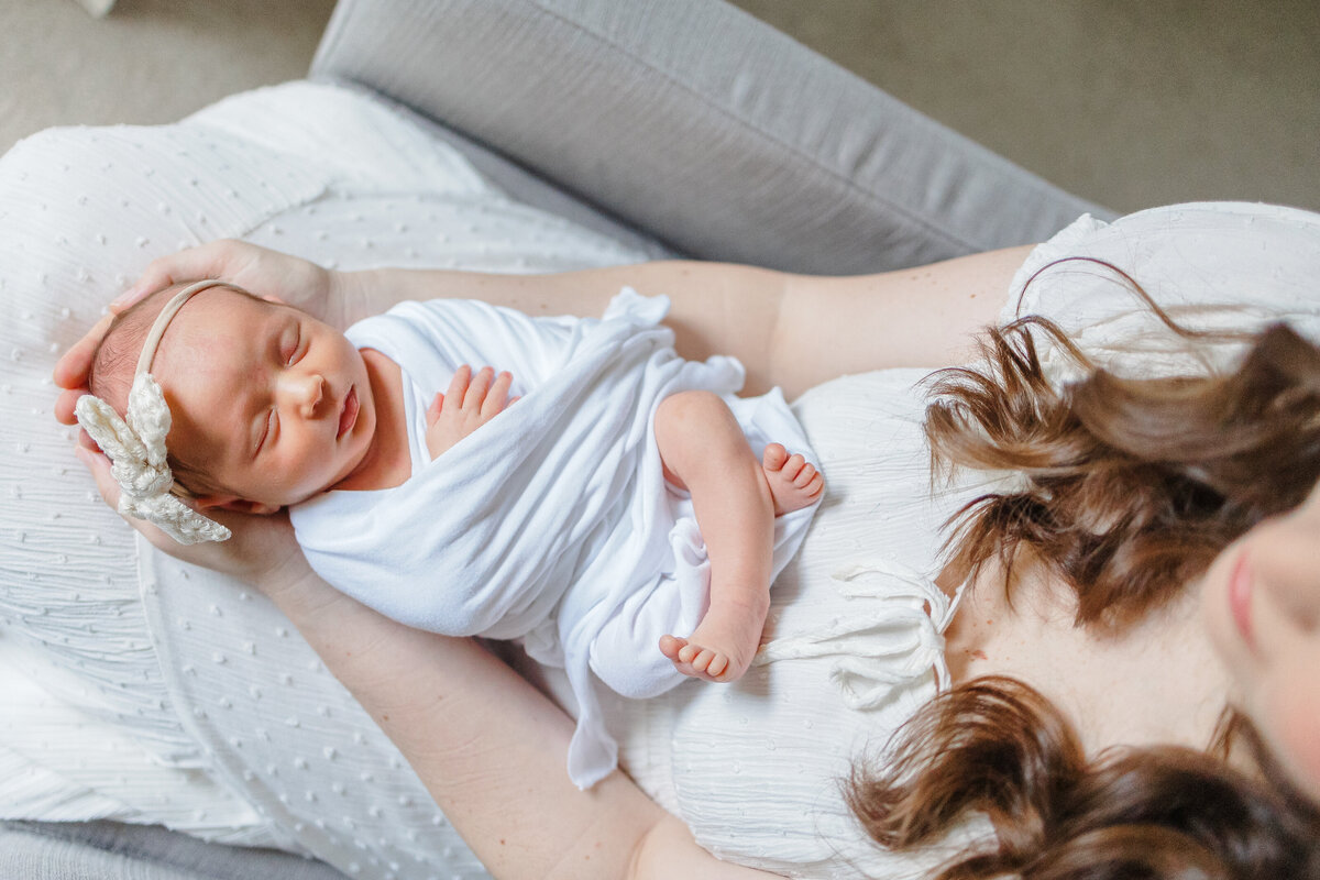 newborn-photos-at-home-in-virginia-beach-5
