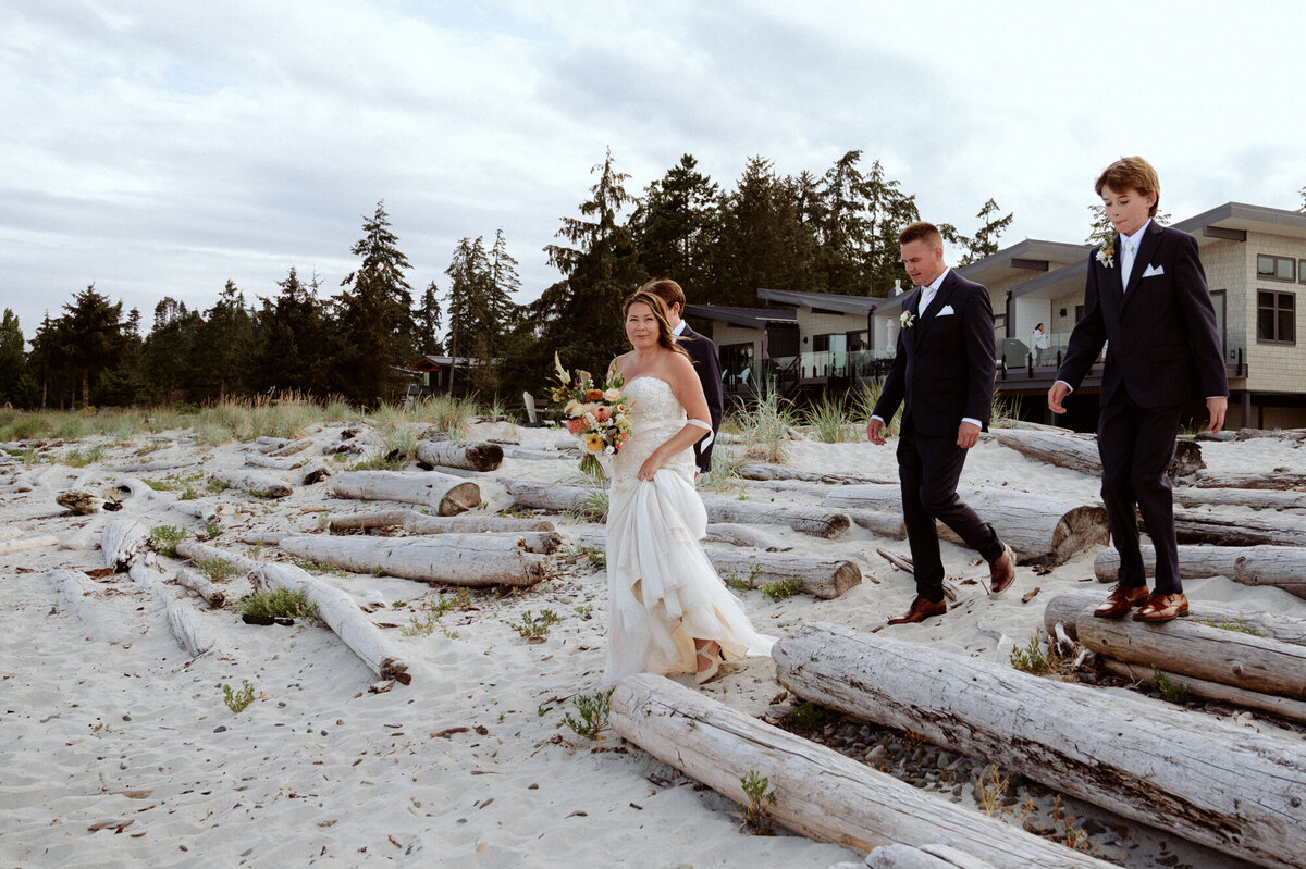 Saratoga-Beach-Elopement-2024-33