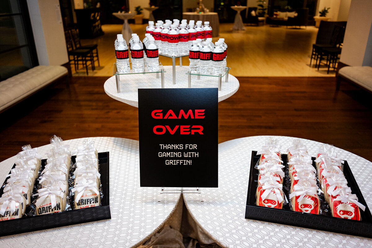 Griffin's Bar Mitzvah by Party Perfect GRIFFIN_GOLDEN_KATHY_THOMAS_PHOTOGRAPHY-71824