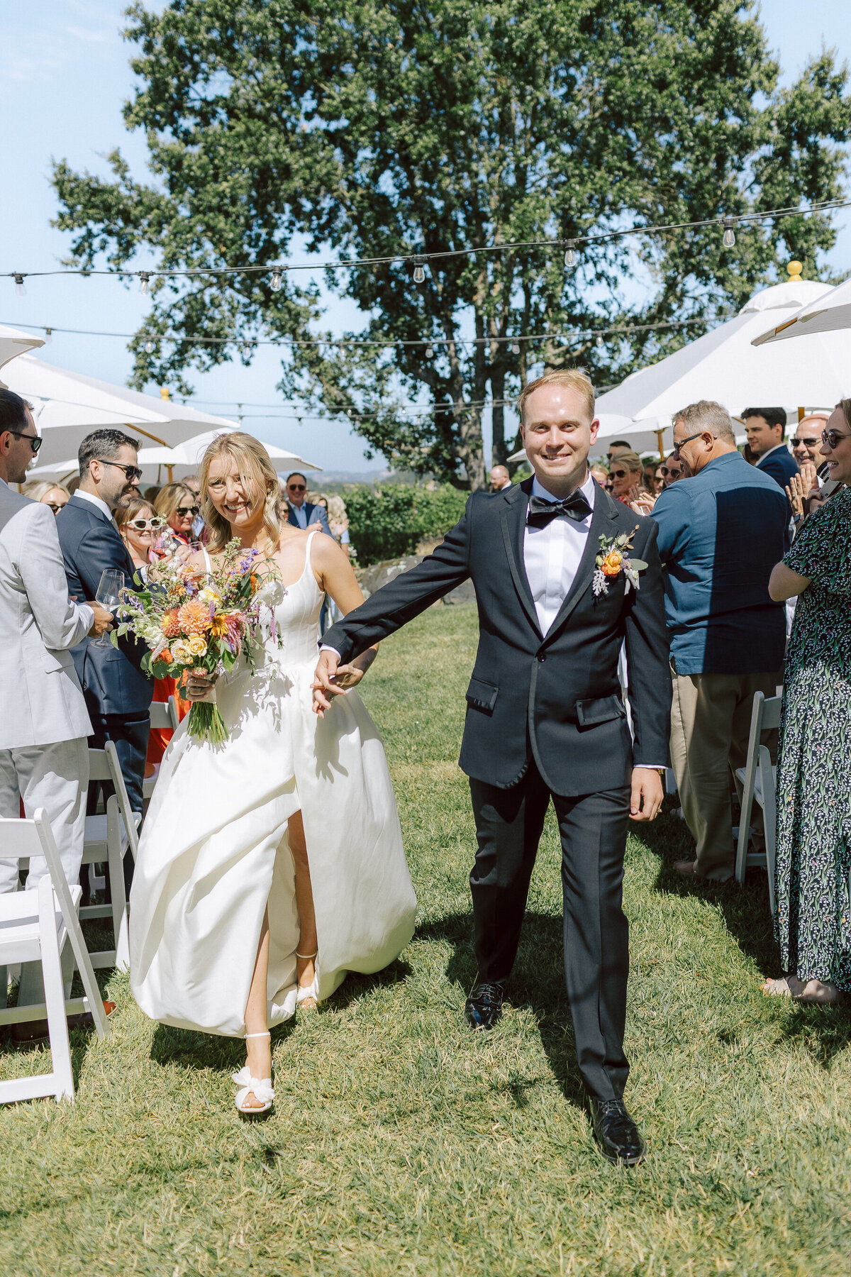 0089_gretchen_gause_photo_healdsburg_wedding_arista_winery_ceremony_blue_sky_2024-