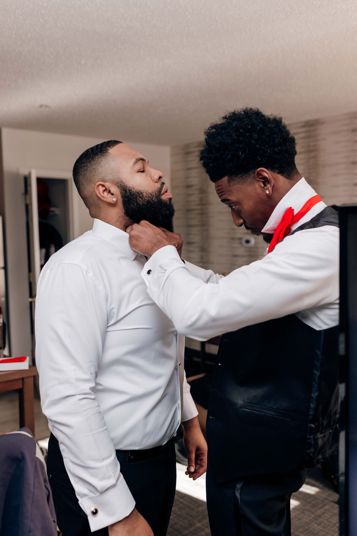Groom-23 (2025-04-15T19_41_01.012)