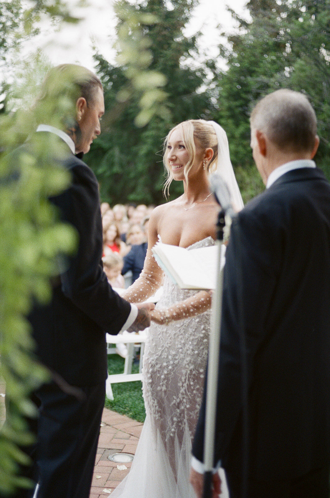 crest-hollow-country-club-nyc-wedding-photographer-love-melissa-film-31