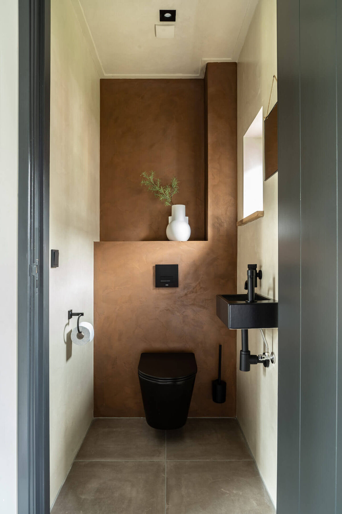Ontwerp toilet nieuwbouwwoning door Marlinde Interieurontwerp