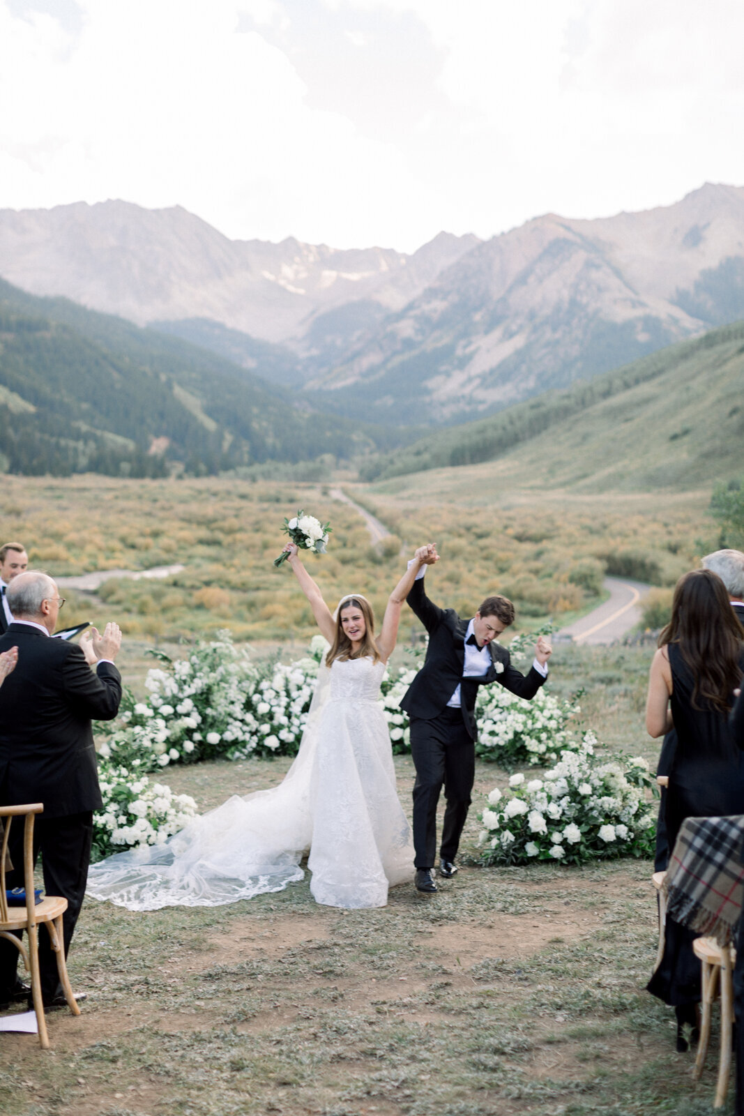 Pine_Creek_Cookhouse_Wedding_Aspen_CO_by_Diana_Coulter-91