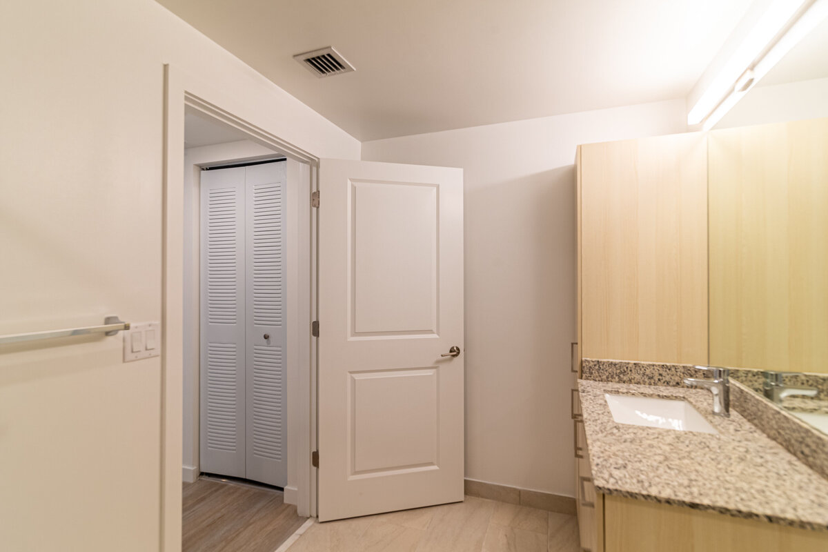 062524BERKELYPALMBEACH-95