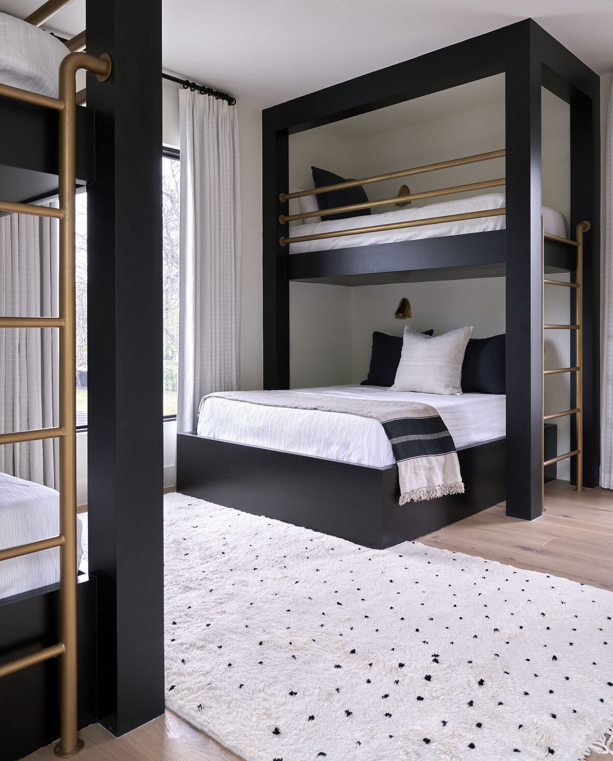 Layne_Terminal_Boys_Bunk