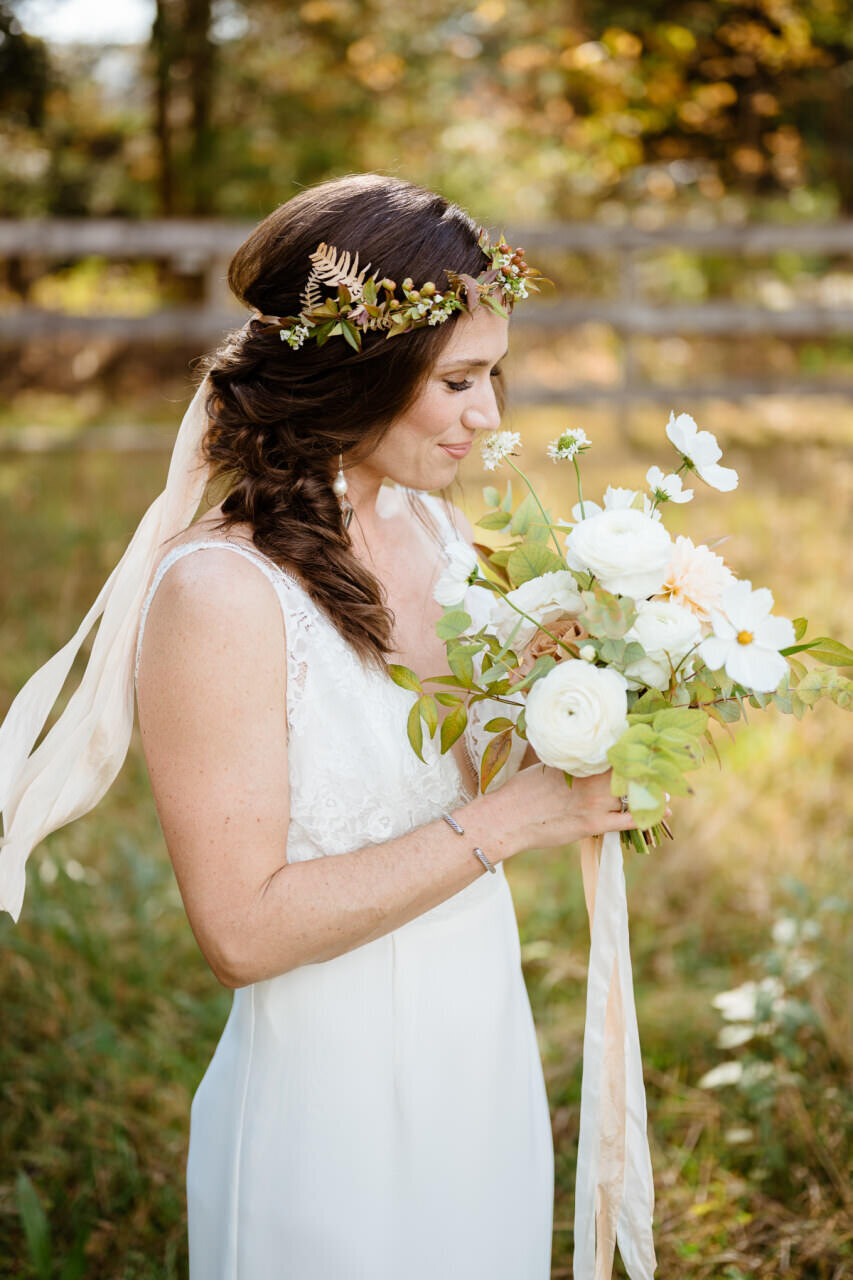 Hudson-Valley-Wedding-Planner-Canvas-Weddings-Lundy-Farm-Wedding-Eco-Friendly-Wedding-Bridal-Style-4