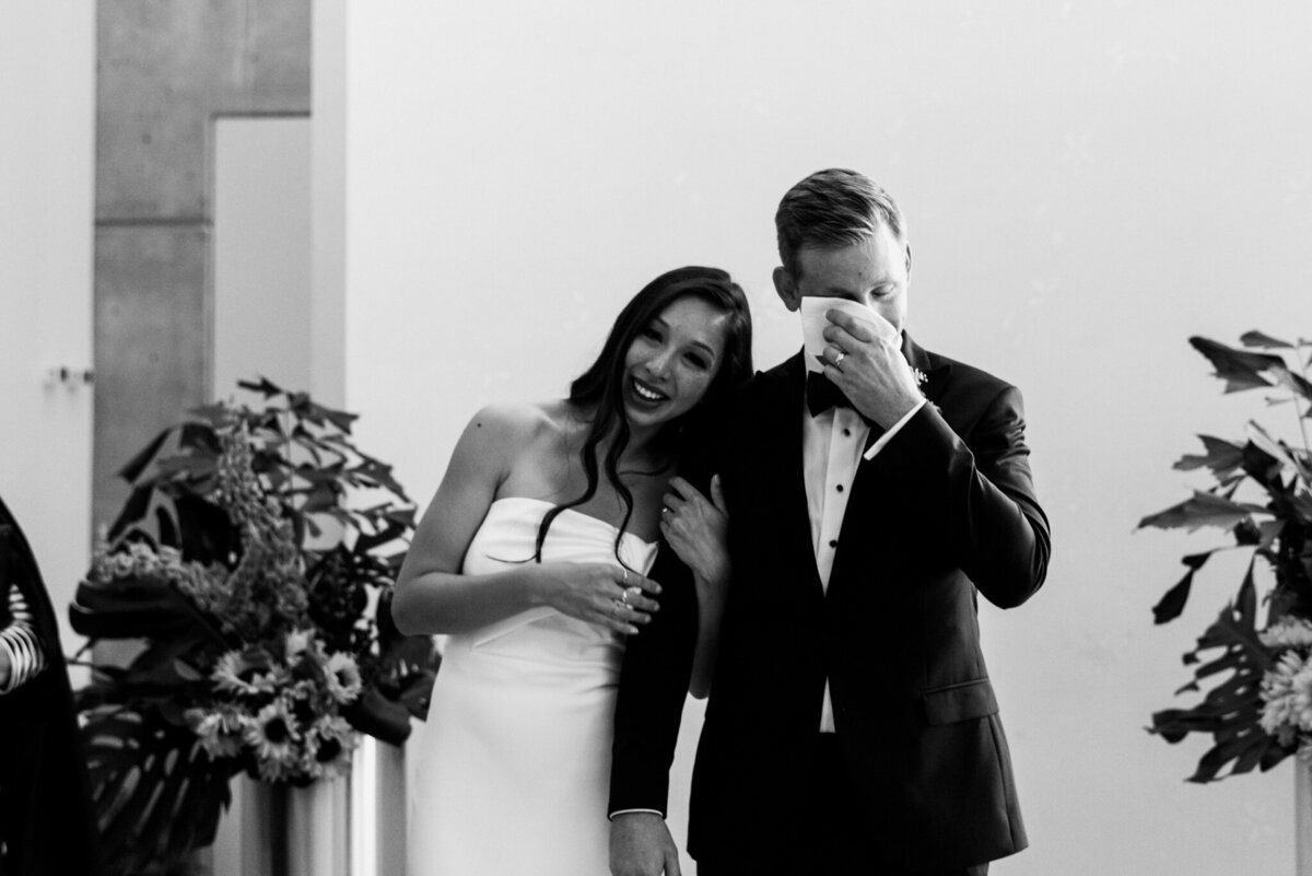 toronto-cityhall-wedding-intimate-modern-dress-photos