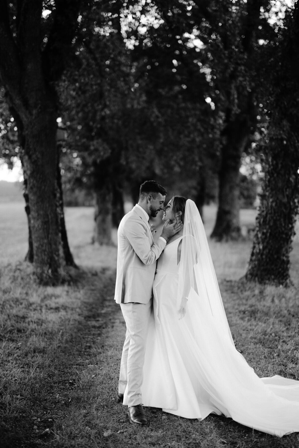 French_Vineyard_La_Cannonerie_Destination_Wedding_Photographer-110