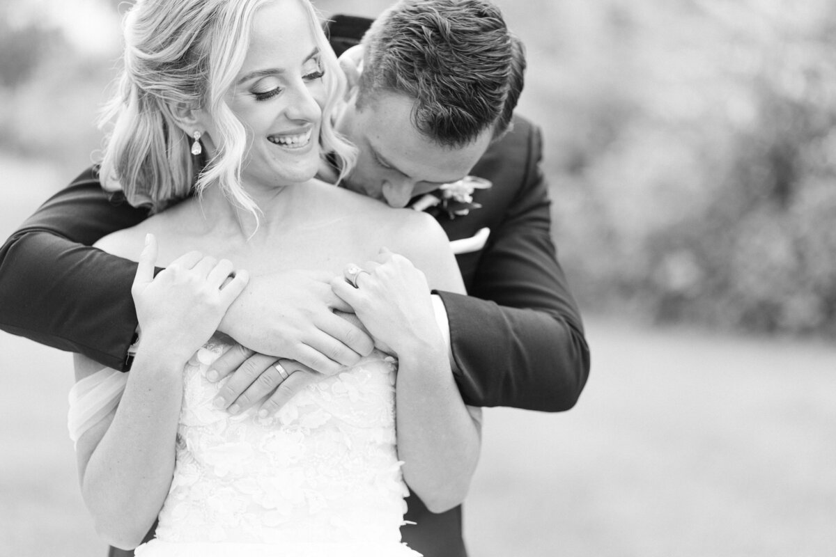 black-and-white-couple-portraits-belle-of-blue-bell