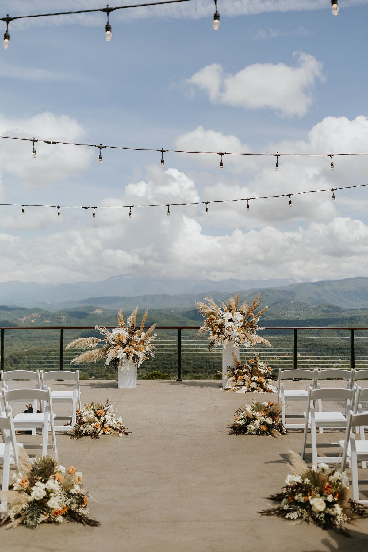 sevierville-wedding-planner (1)