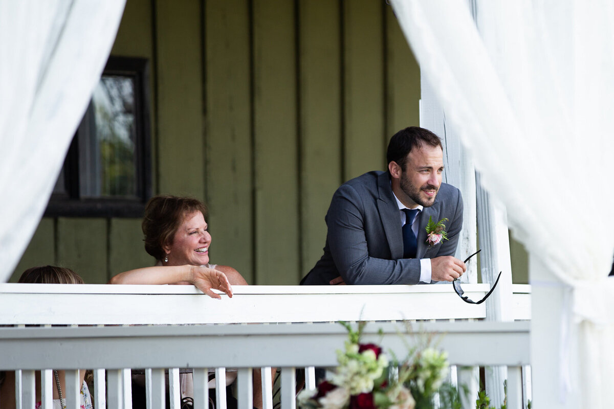 loudoun-studios-bluemont-vineyards-weddings-va00064