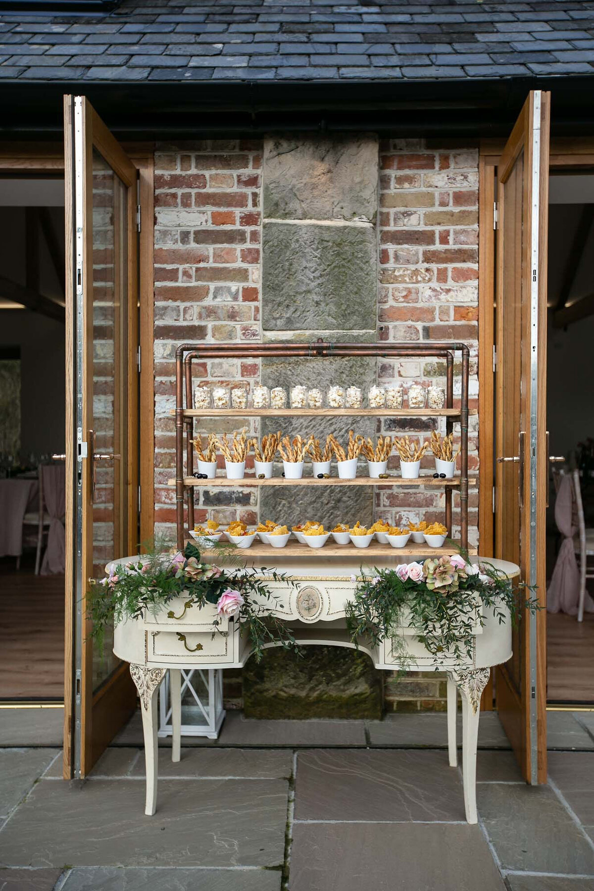 Wedding Planning London_084-JOHNKNIGHTWadhurstBarnWEB-7719_Nova Wedding Planning Company