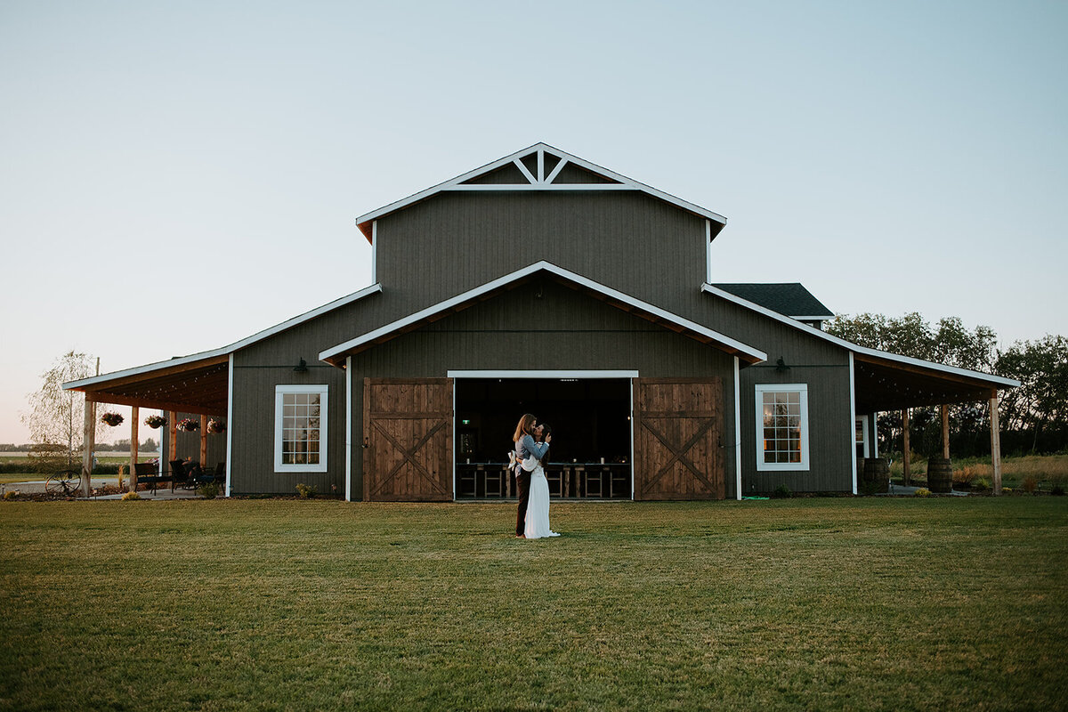 River Valley Wedding Venue Central Alberta Wedding Venue 45