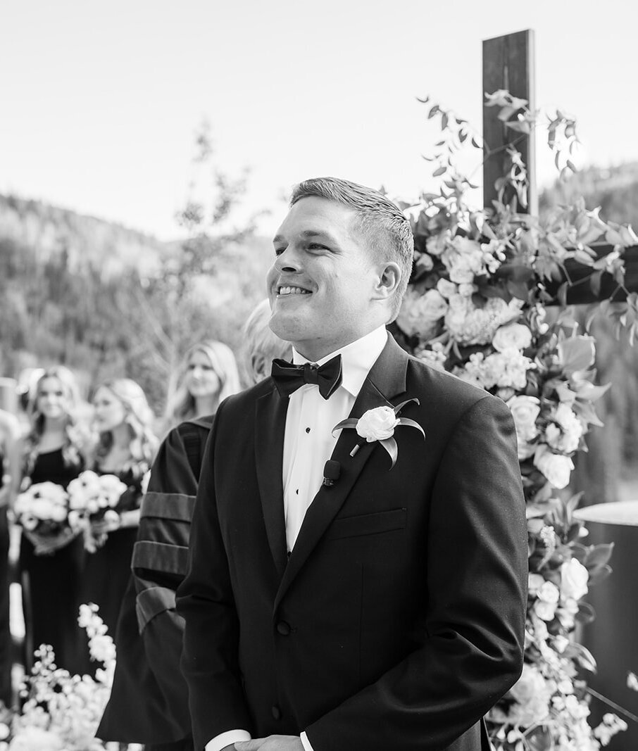 stein-eriksen-lodge-july-summer-park-city-mountain-wedding-pepper-nix-2212-1307bw
