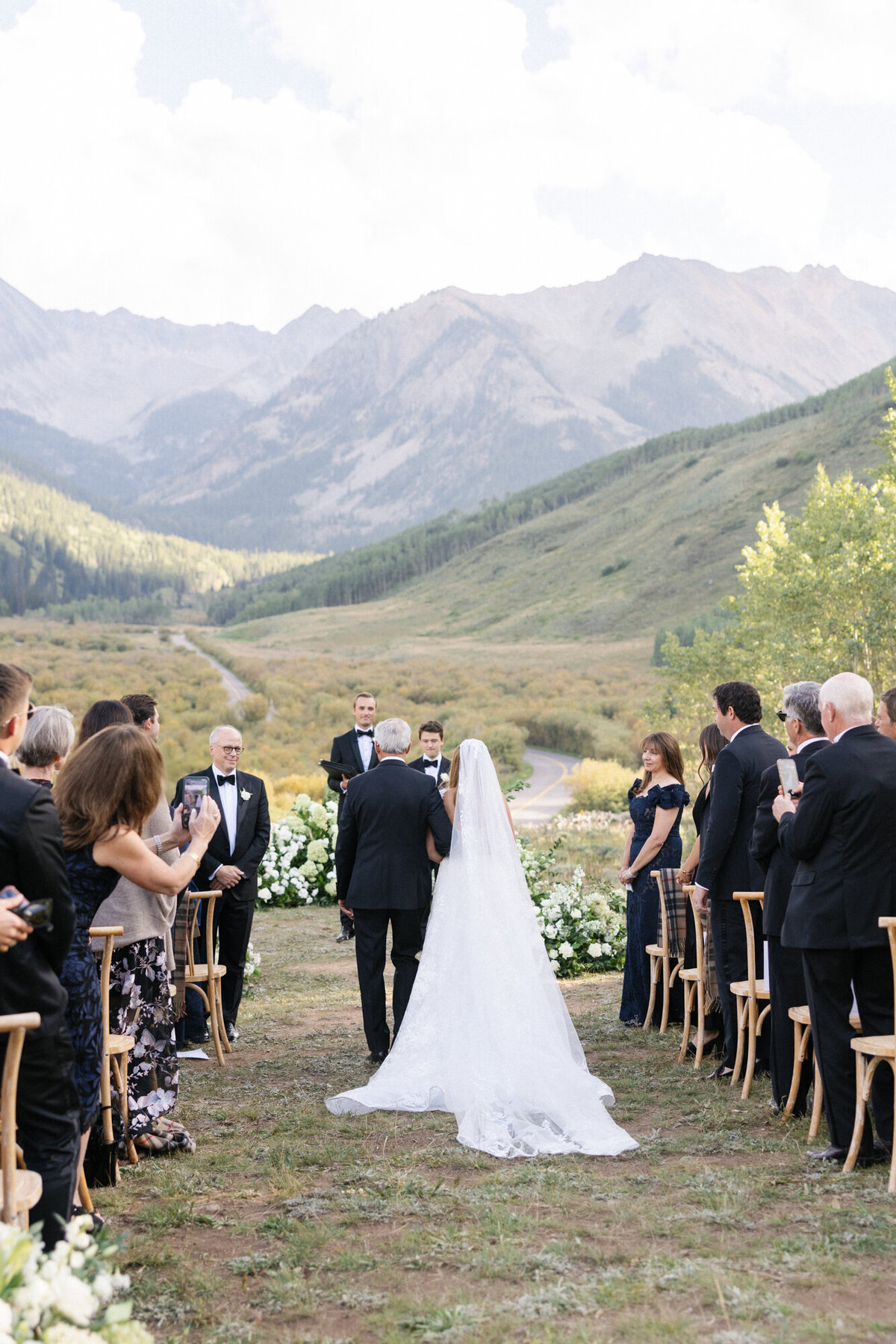 Pine_Creek_Cook_House_Luxury_Aspen_Wedding_by_Diana_Coulter-86