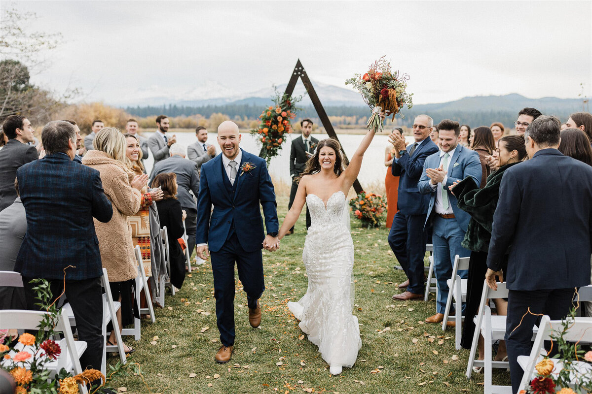 black-butte-ranch-sisters-oregon-wedding-017