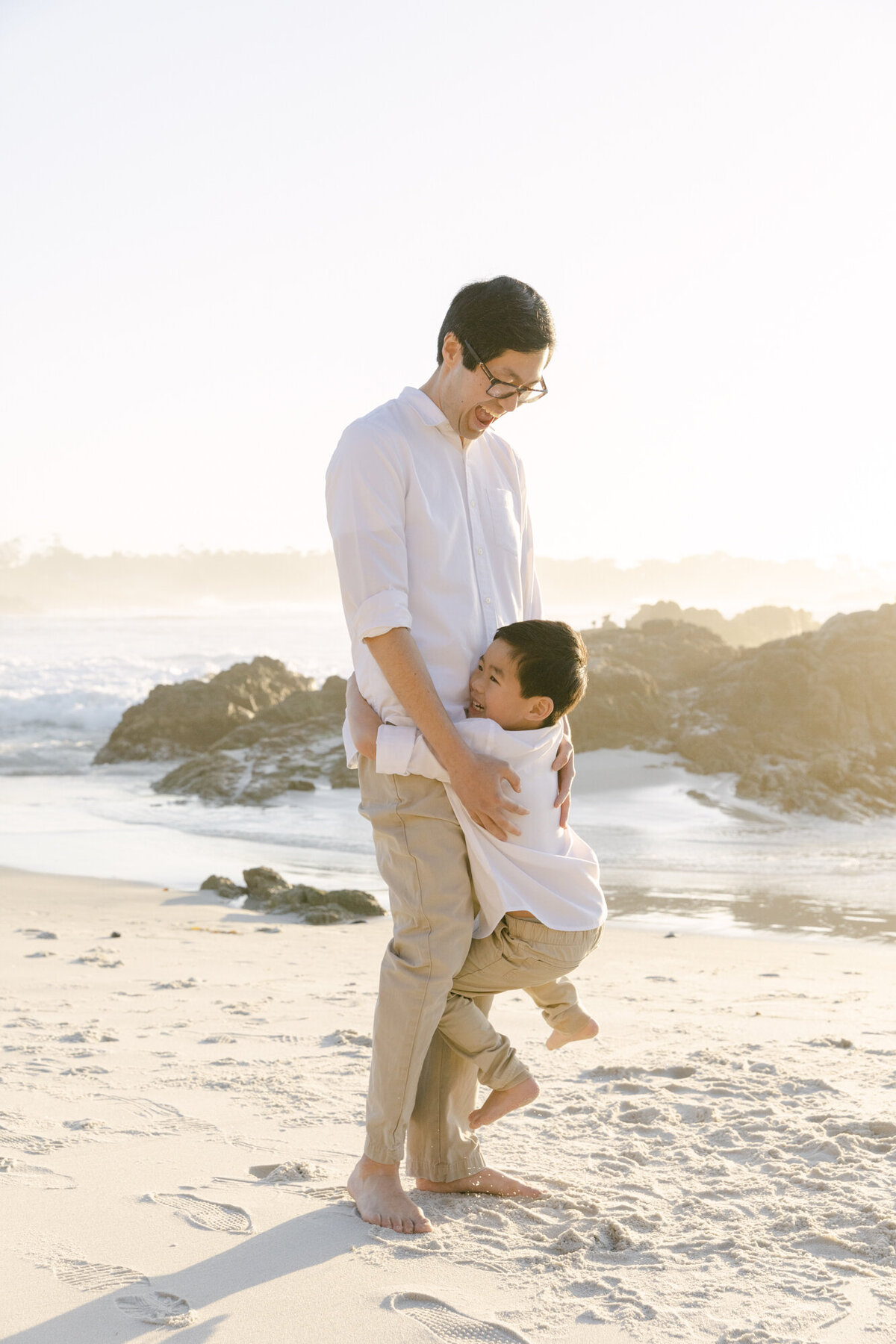 PERRUCCIPHOTO_PEBBLE_BEACH_FAMILY_MATERNITY_SESSION_13