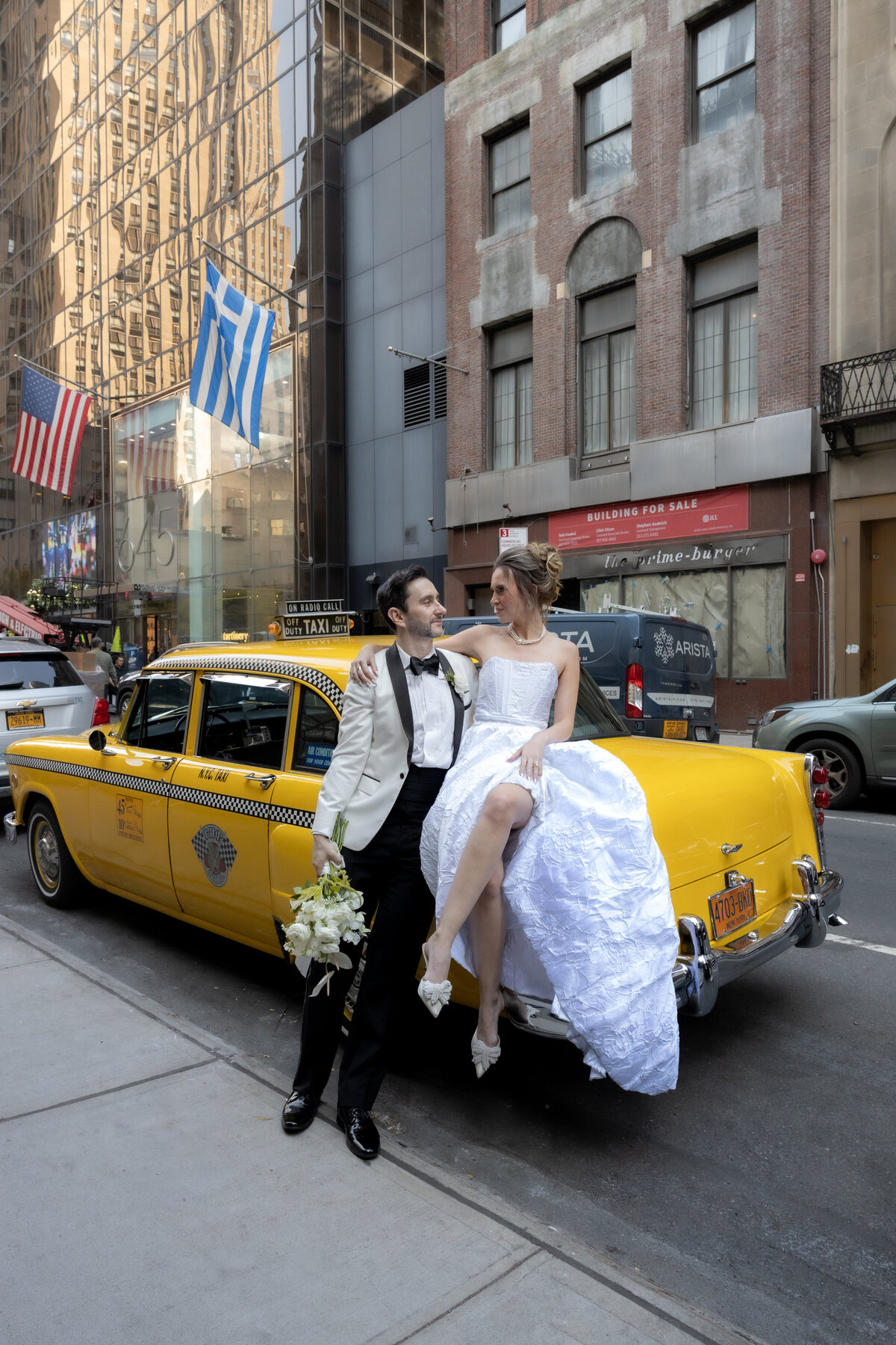 terrace-nyc-wedding-elegant-couple-172