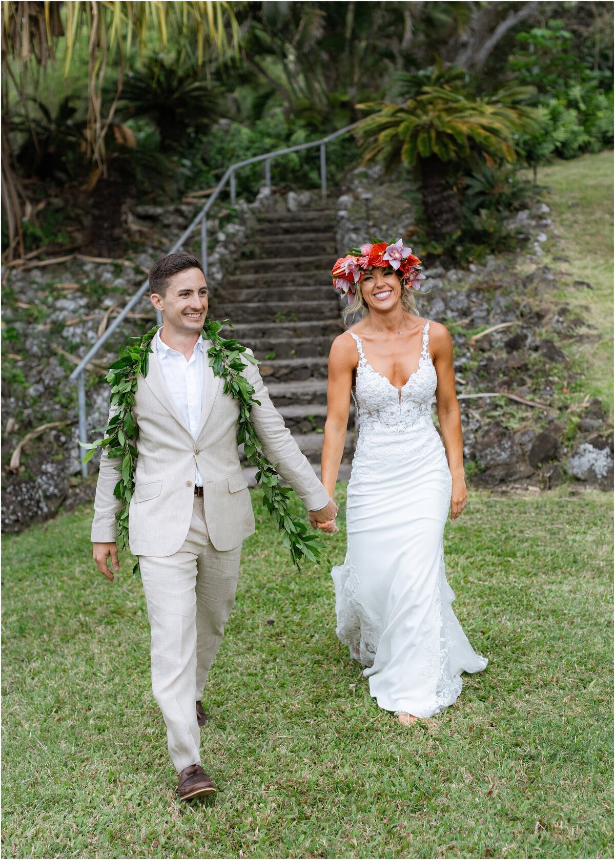 PALIKU-GARDENS-KANEOHE-OAHU-HAWAII-KUALOA-RANCH-WEDDING-60