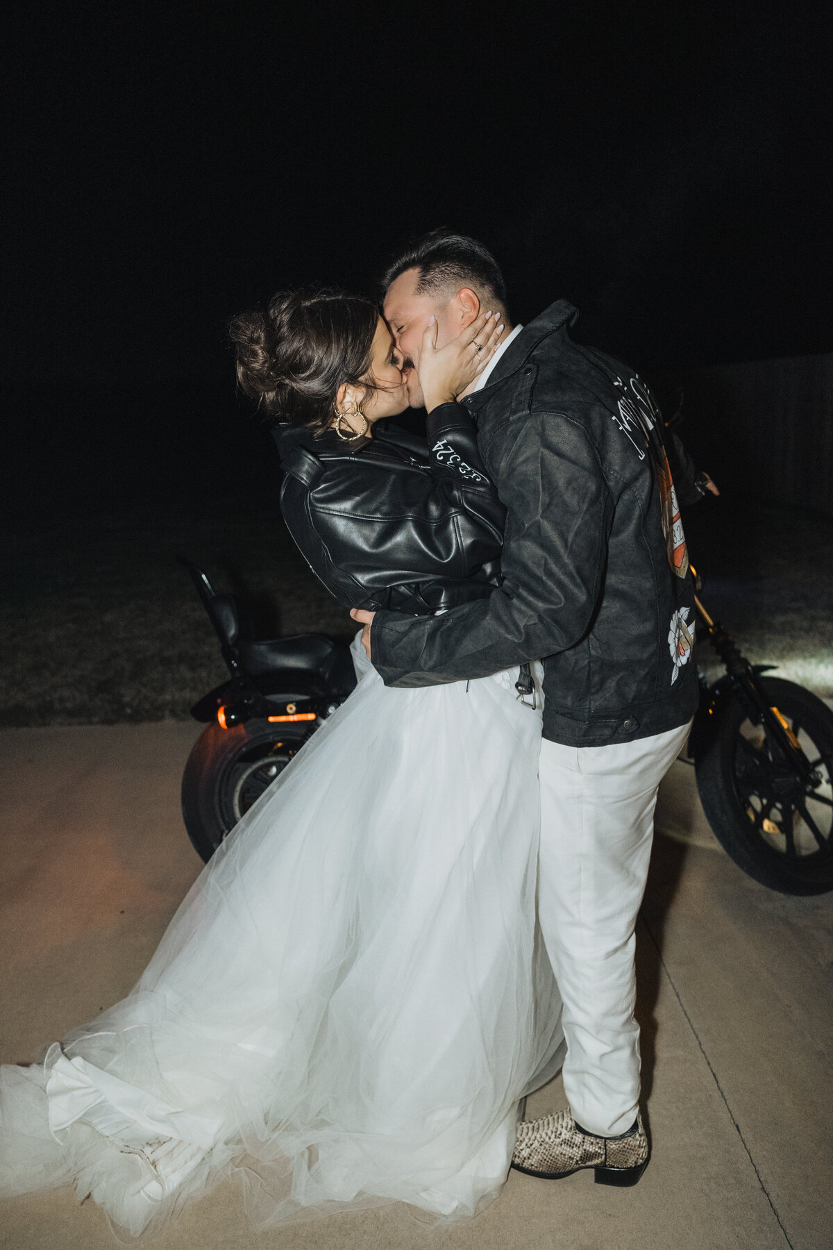 Hudson-Springs-Oklahoma-Wedding-Leah-Turney-Photography-2942