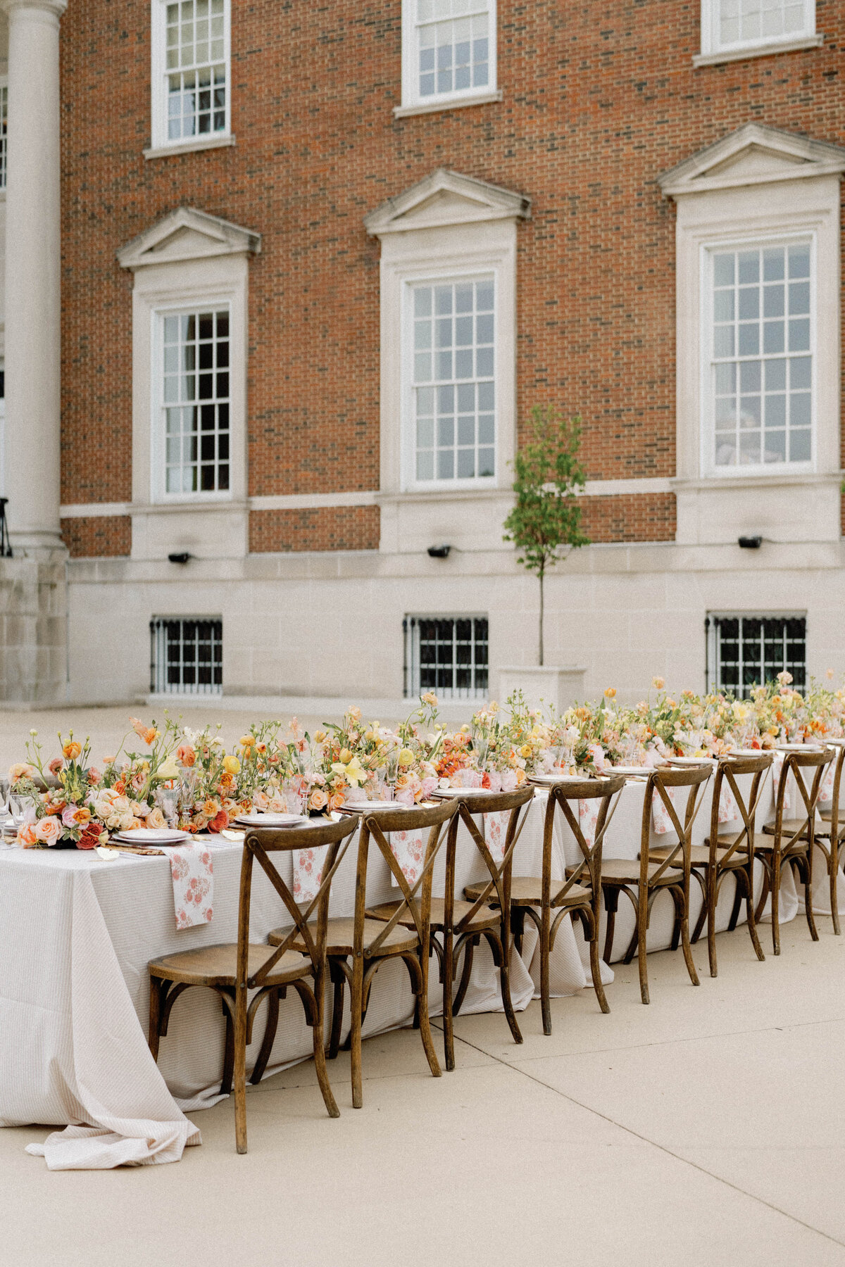 Chicago History Musem Wedding Editorial - Alison Mae PhotographyAMP05745