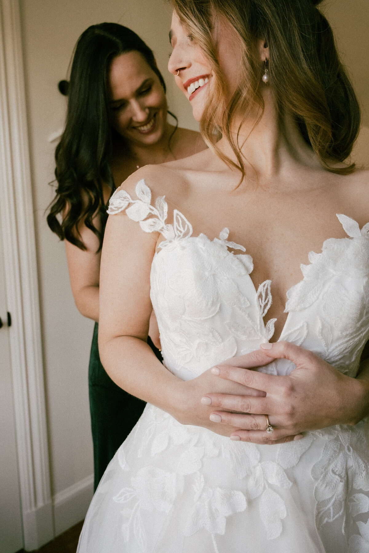 charleston-wedding-photographer-documentary-wedding-photographer-shepherds-run-rhode-island-kingstown650