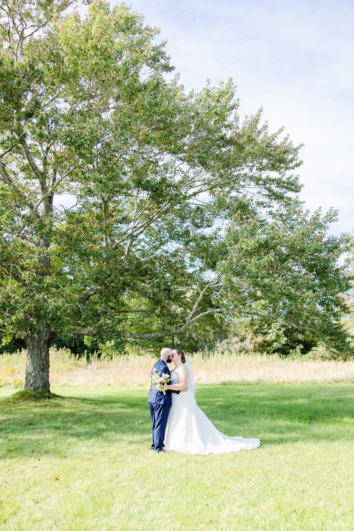Chelsea Lavallee Photography_Weddings_Portfolio_055