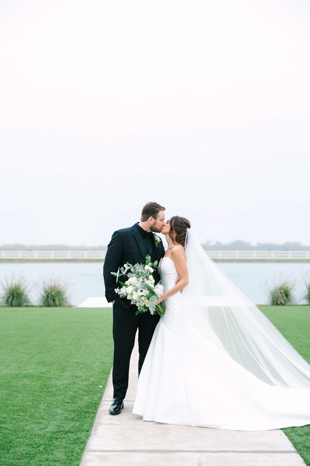 Sydney-and-Carsen-Luxury-wedding-in-Dallas-Texas-Bella-Vista-Wedding-Planning-078