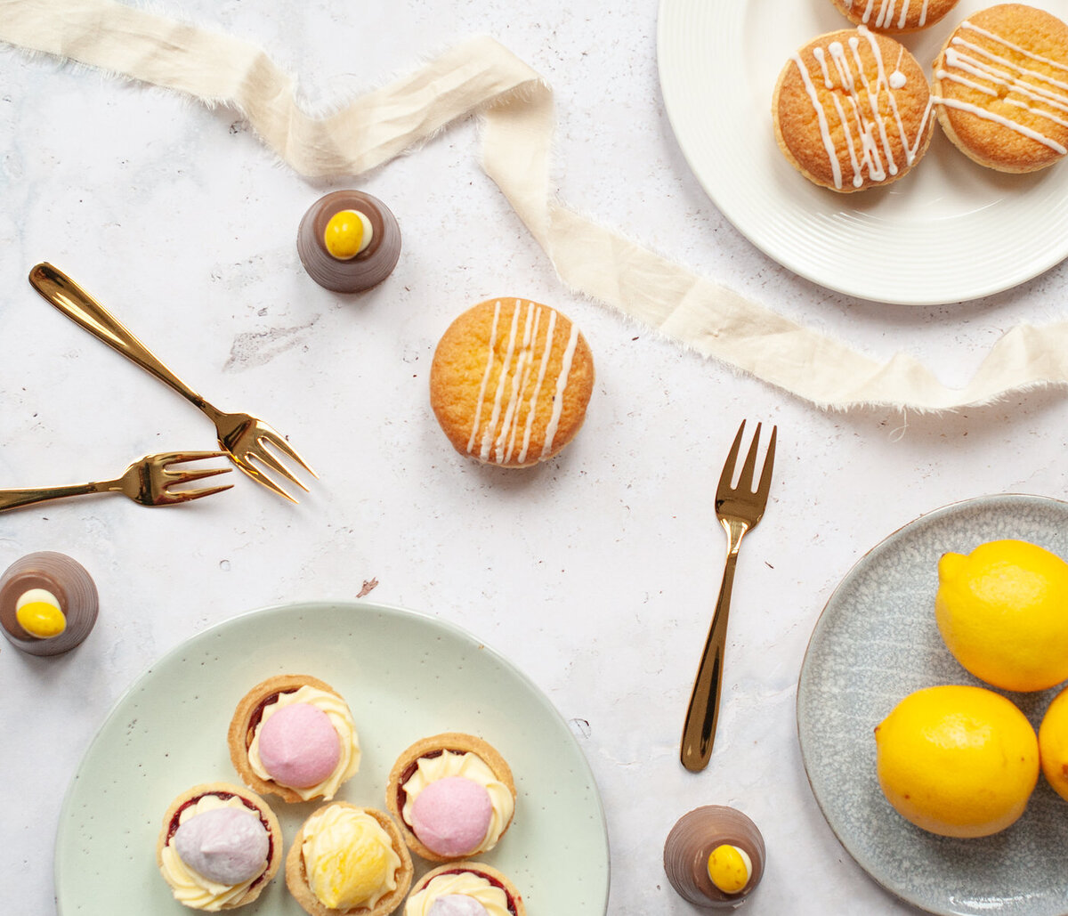 Bailey-and-Roo-Easter_Pastel_spring-food-styling-flatlay-photography-marks-and-spencer-pastry-pattiserie