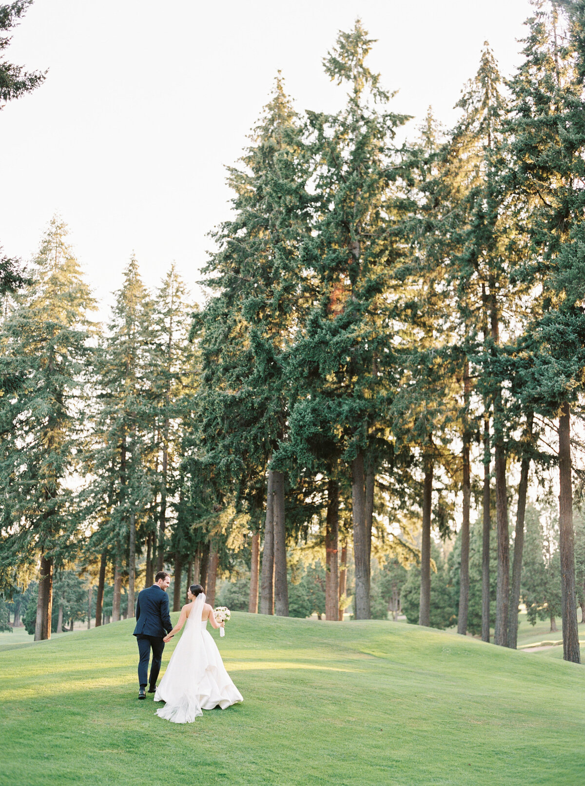 oswego-lake-country-club-wedding-by-portland-wedding-photographers-the-tenneys-34