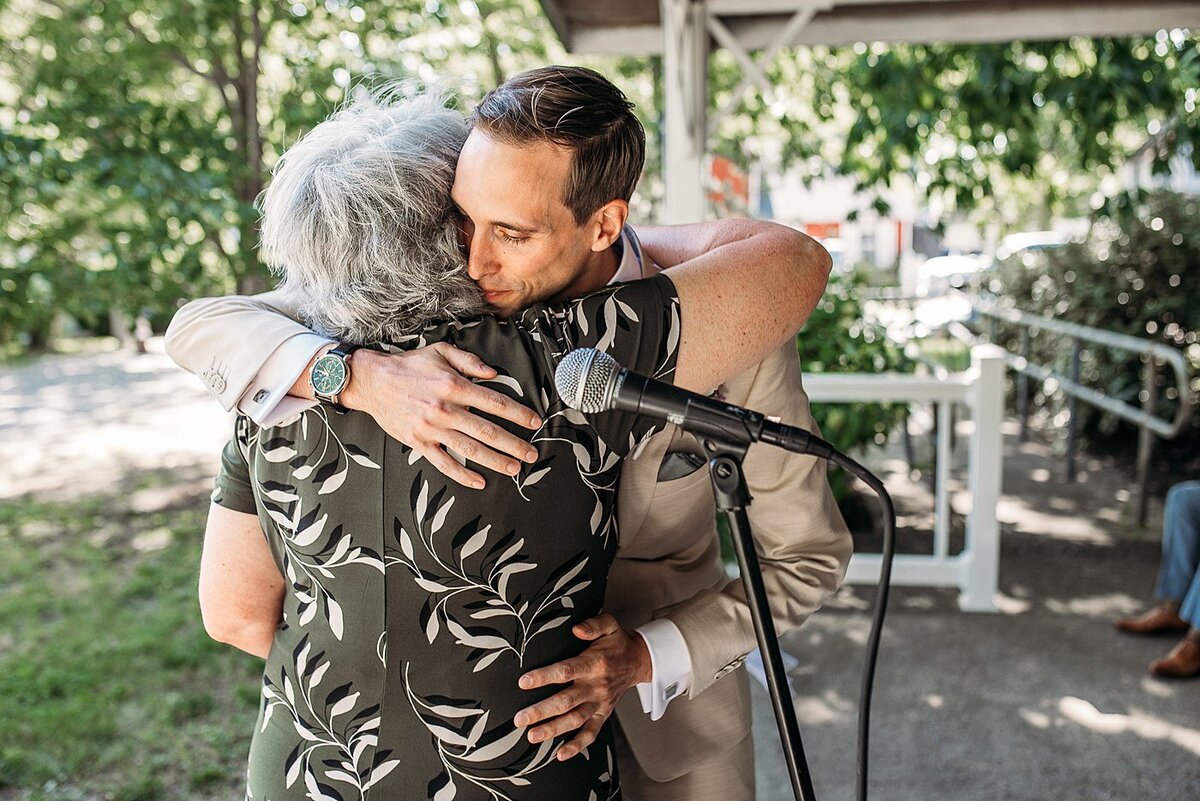 Stephanie & Dave-1154