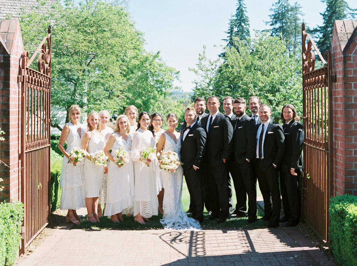 Carlos-Hernandez-Photography-Megan-Trevor-Wedding-Portland-Oregon-171