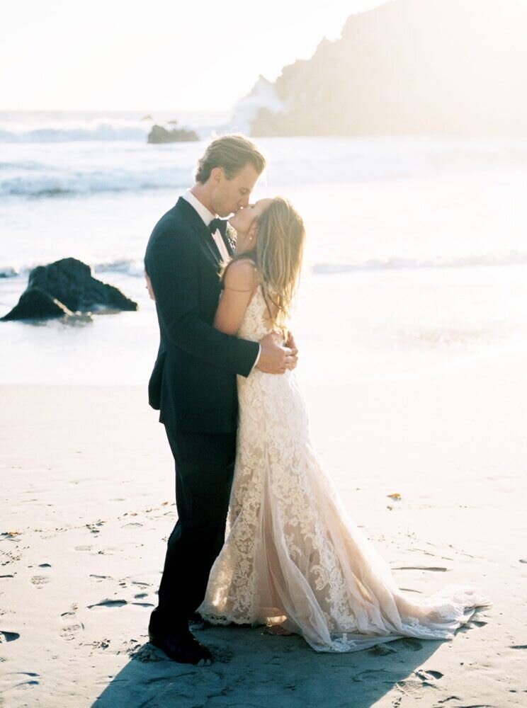 BigSur-California-Wedding-Photographers-featherandtwine-micro-destination-wedding-photographers3
