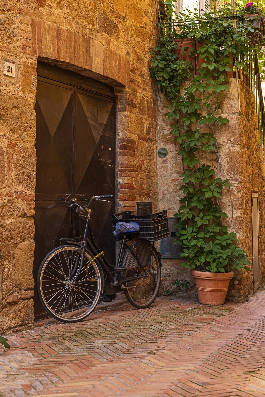 italy-pienza-bike-home_9268