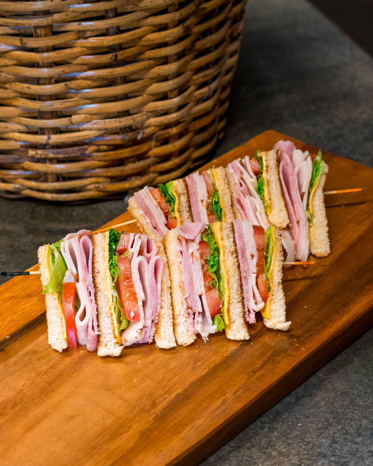 4BB4C692-9DEE-43A0-908E-62AF6AA7EE06