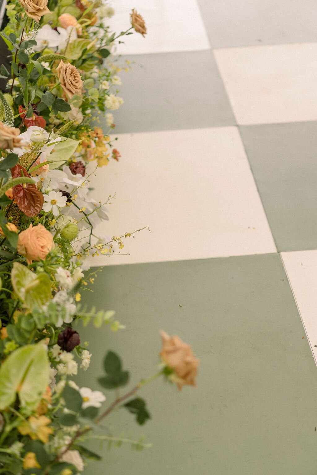 green-dance-floor