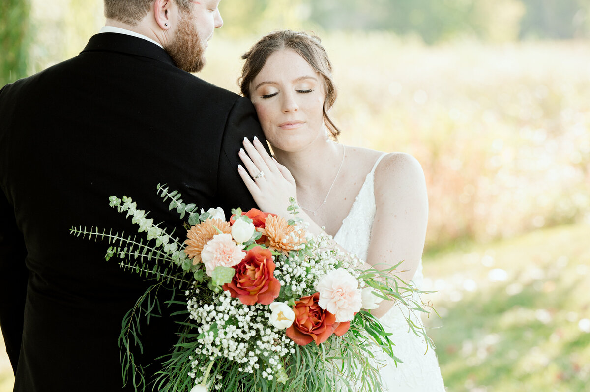 9763-Wedding at The Grands at Mulligans in Sartell Minnesota- Wedding Photographer Nicole Hollenkamp
