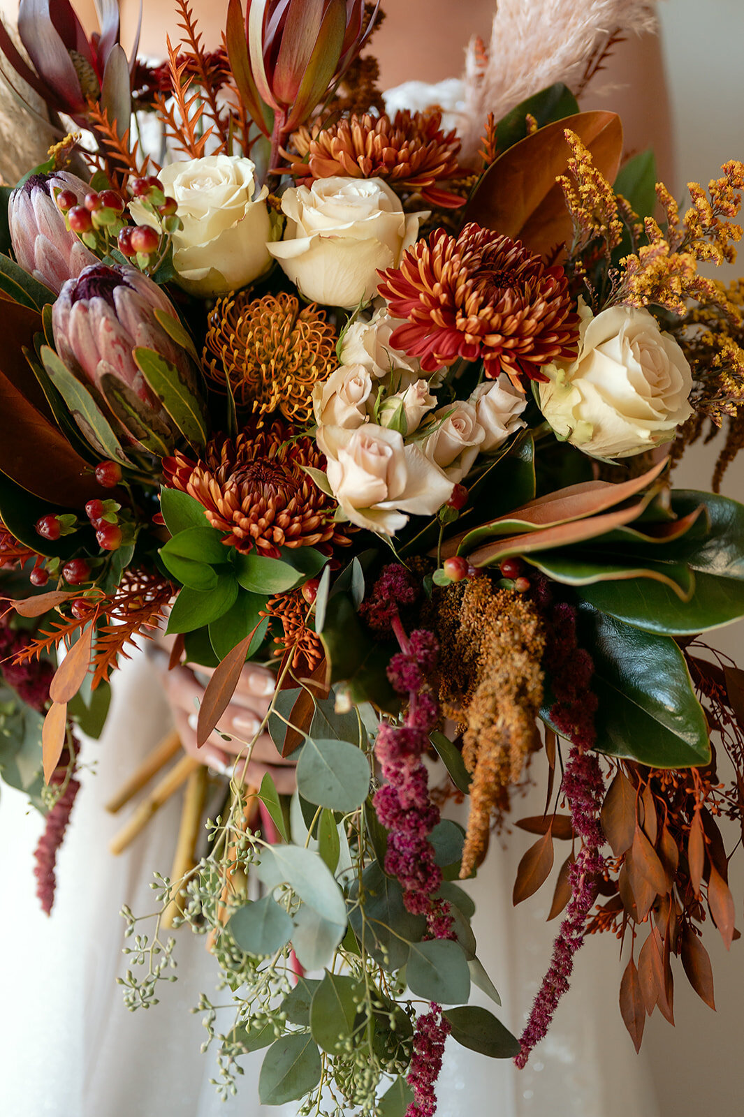 DAHLINWEDDING_GettingReadyBride_0212_websize
