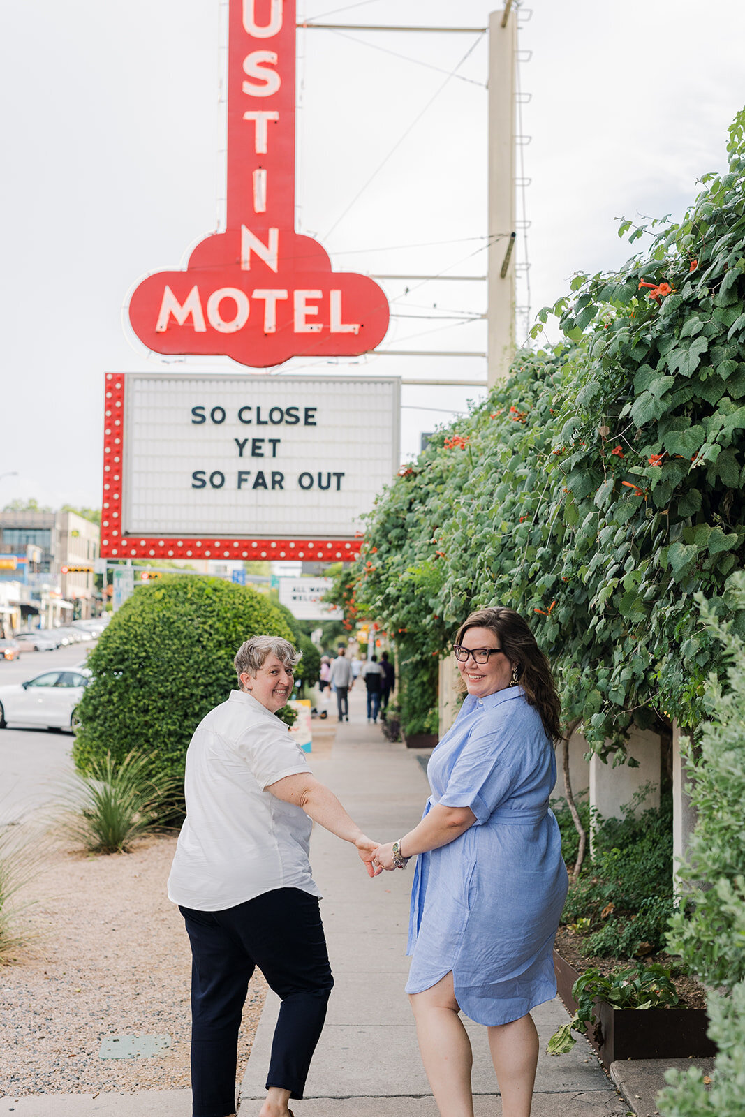 south_congress_colorful_engagement_photos13