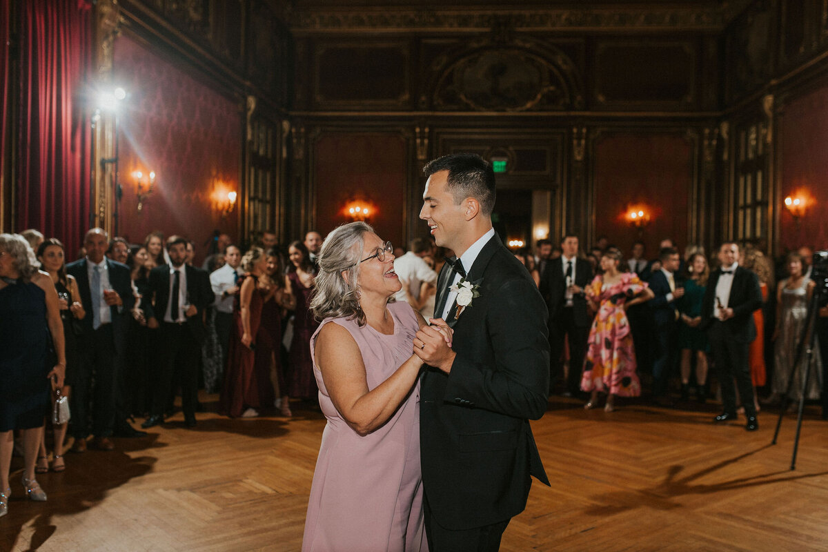WELLING-FLORES.Wedding.EngineersClub-rcptn-232
