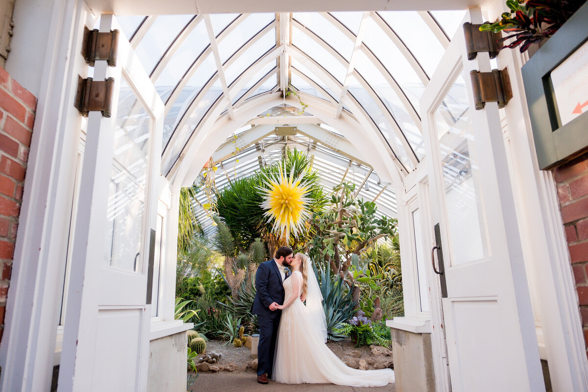 phipps conservatory desert room wedding picture